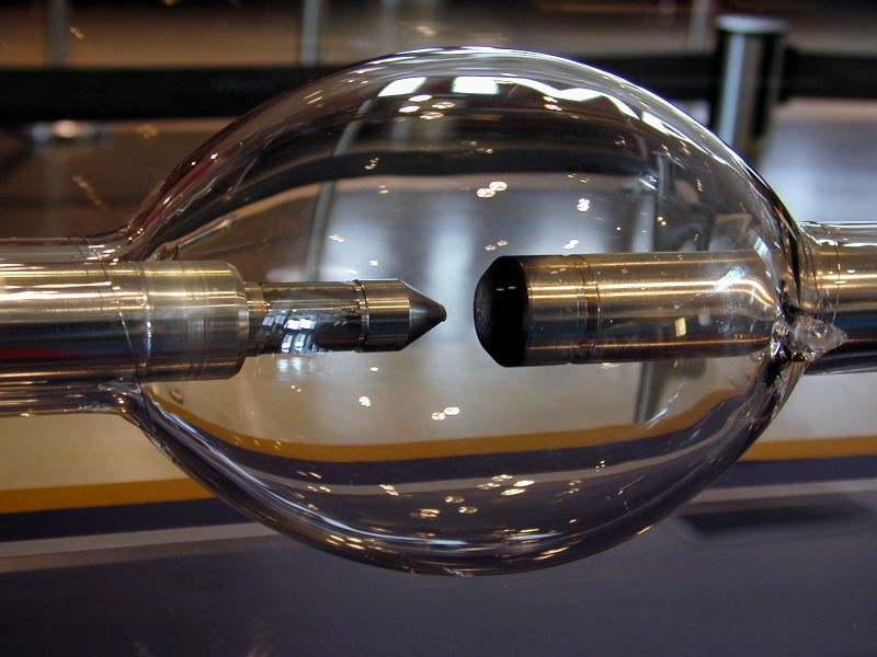 Image:Xenon short arc 1.jpg