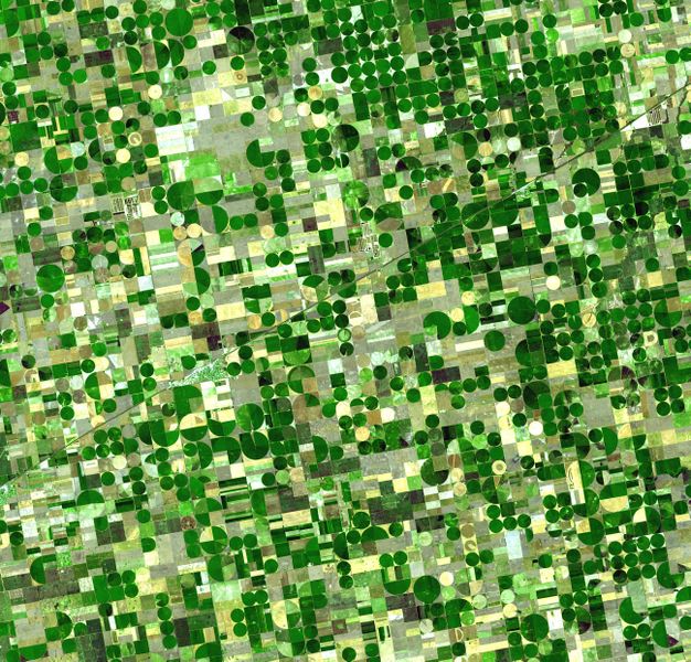 Image:Crops Kansas AST 20010624.jpg