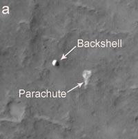 The Mars Reconnaissance Orbiter spots Spirit's backshell and parachute (Image: NASA)