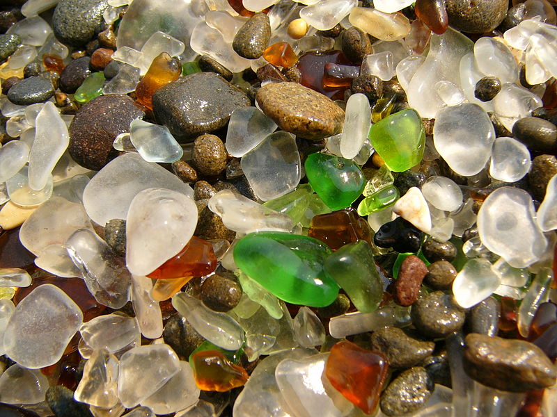 File:Glass Beach Fort Bragg 3.jpg