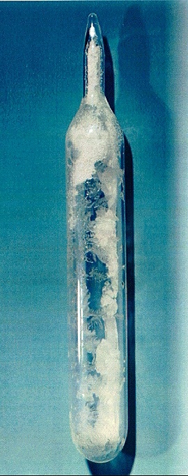 http://upload.wikimedia.org/wikipedia/commons/9/94/Uranium_hexafluoride_crystals_sealed_in_an_ampoule.jpg