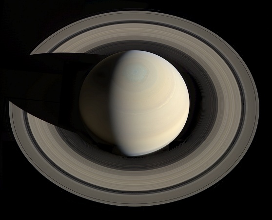 http://apod.nasa.gov/apod/image/1310/saturnmosaic_cassini_4000.jpg