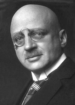 http://www.historyinanhour.com/wp-content/uploads/2014/04/Fritz-Haber.png