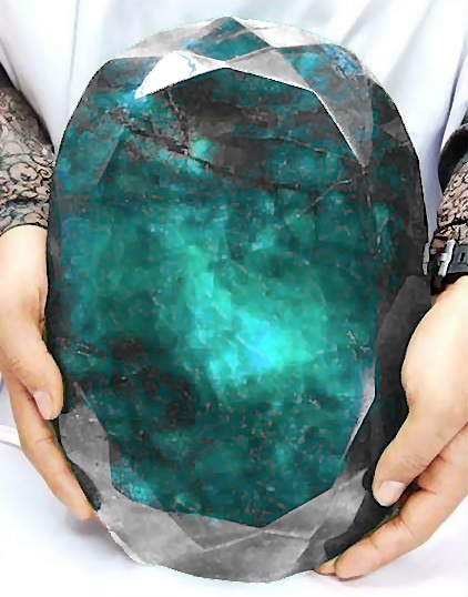 http://imgace.com/wp-content/uploads/2012/08/worlds-largest-emerald1.jpg