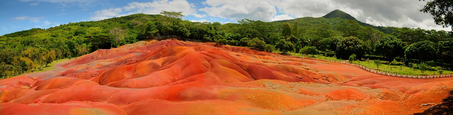 http://www.national-geographic.cz/wp-content/uploads/2013/03/barevna-zeme-panorama.jpg