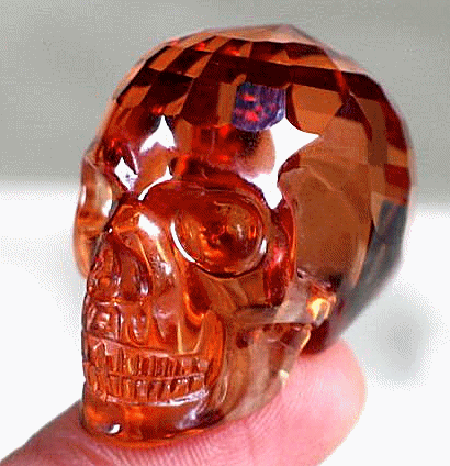 http://www.callagold.com/wp-content/uploads/2013/04/Cubic-Zirconia-Man-made-Diamond-Substitute-Crystal-Skull-03.jpg