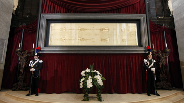 http://www.koco.com/image/view/-/19518804/highRes/2/-/wy4e2a/-/Turin-Shroud--Shroud-of-Turin--2010-jpg.jpg