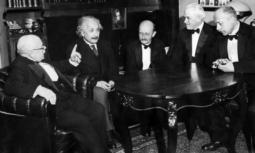 http://upload.wikimedia.org/wikipedia/commons/9/95/Nernst%2C_Einstein%2C_Planck%2C_Millikan%2C_Laue_in_1931.jpg